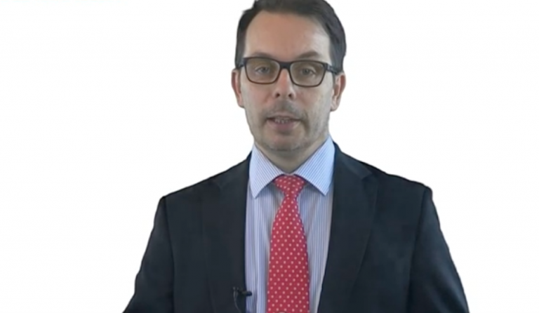 Jukka Saksi - Johtaja on Media