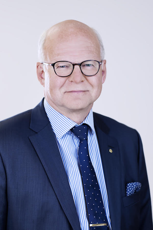 Reijo Karhinen: Viimeinen työpäivä - podcast